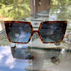 Christian Dior 30Montaigne Lens Women Sunglasses